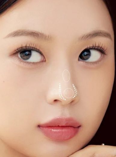 “小说里的顶级白富美”就有了脸PG麻将胡了试玩平台她一出现(图6)